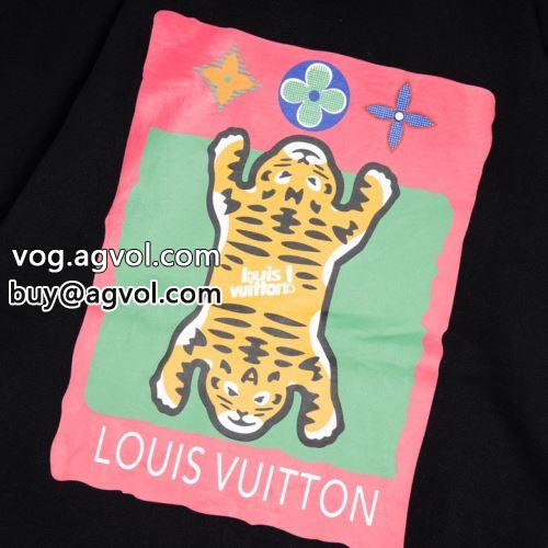 今買い◎得 LOUIS VUITTONコピー 2022 プルオーバーパーカー 2色可選 ルイ ヴィトンコピー 個性的
