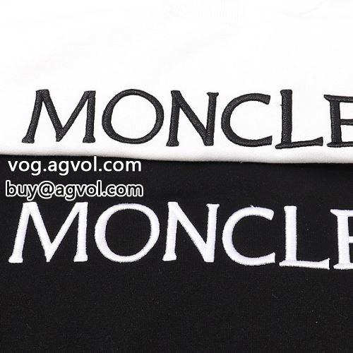 楽に着用出来る MONCLERコピー 2022 2色可選 海外セレブ愛用  モンクレールコピー プルオーバーパーカー