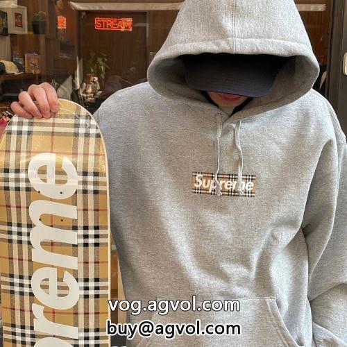 3色可選 2022 極上の着心地 SUPREMEコピー パーカーシュプリームコピー 綺麗に決まるフォルム