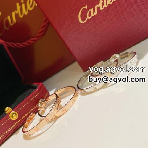 ブランドコピー カルティエ CARTIER 2022春夏 イヤリング 2色可選 コーデ 知的なムードを演出