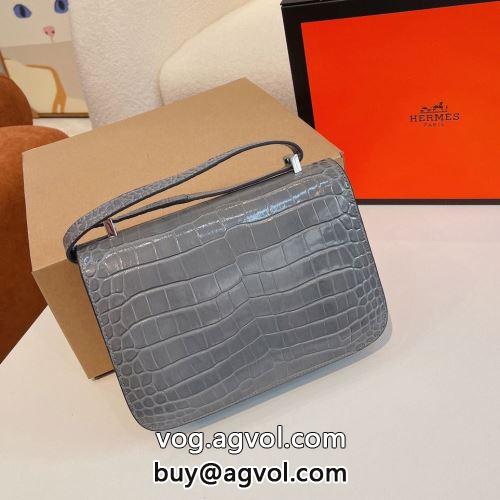早くも完売している 2022 エルメス HERMES ショルダーバッグ 多色選択可 レディースバッグ なめらかな手触りのバッグ エルメスブランドスーパーコピー