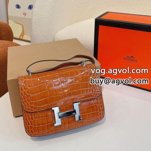 早くも完売している 2022 エルメス HERMES ショルダーバッグ 多色選択可 レディースバッグ なめらかな手触りのバッグ エルメスブランドスーパーコピー