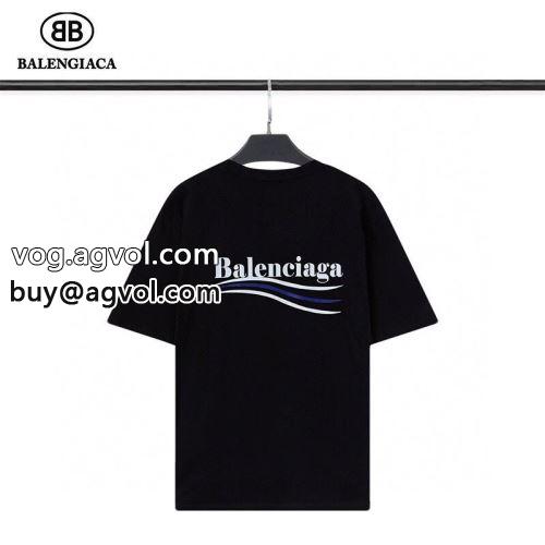 お出かけに最適 BALENCIAGAコピー 2022 半袖Tシャツ 2色可選  優美なお出かけスタイル バレンシアガコピー