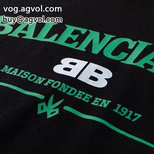 バレンシアガコピー 半袖Tシャツ  オリジナル 2022 BALENCIAGAコピー 絶大な人気を誇る