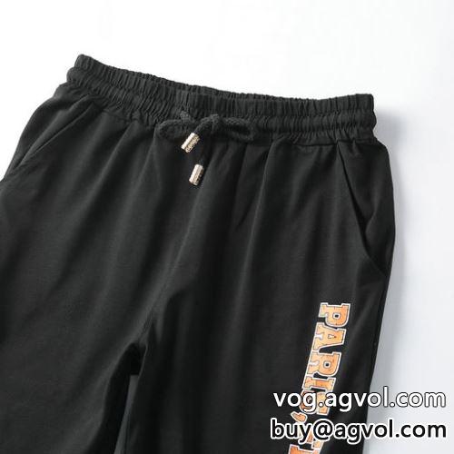流行に関係なく長年愛用できる BALENCIAGAコピー  バレンシアガコピー 2色可選 確定となる上品  2022 半袖Tシャツ