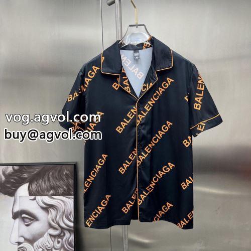 薄手 バレンシアガコピー 2色可選 2022 半袖Tシャツ BALENCIAGAコピー コーデ 知的なムードを演出
