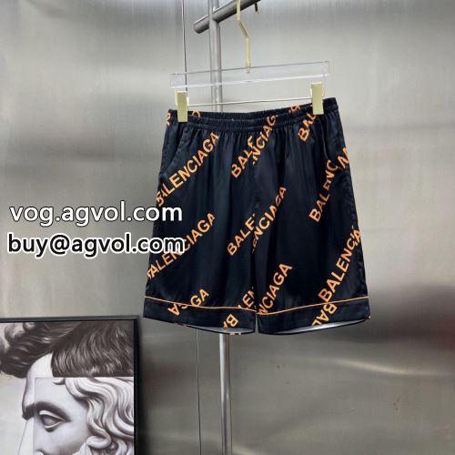 薄手 バレンシアガコピー 2色可選 2022 半袖Tシャツ BALENCIAGAコピー コーデ 知的なムードを演出