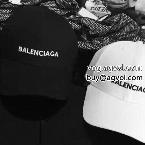 バレンシアガコピー つば付き 2022 2色可選 小顔効果大 キャップ 大好評♪ BALENCIAGAコピー
