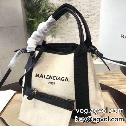 余裕ある収納力 2022 高級感を備えている  BALENCIAGAコピー ハンドバッグ バレンシアガコピー