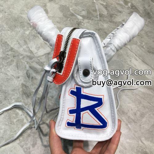 確定となる上品 BALENCIAGAコピー 高級感を備えている ショルダーバッグ バレンシアガコピー 2022