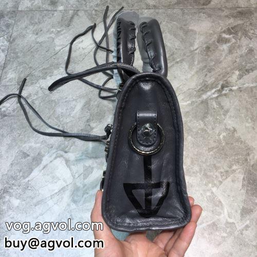 BALENCIAGAコピー 限量販売 バランスのいい大きさ 手持ち&ショルダー掛け  ショルダーバッグ  =バレンシアガコピー 2022