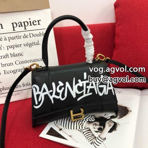  手持ち&ショルダー掛け ショルダーバッグ バレンシアガコピー 争奪戦必至 2022 BALENCIAGAコピー 2色可選 ミニバッグ