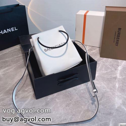 2022 海外限定ライン 超目玉 ショルダーバッグ ミニバッグ バレンシアガコピー BALENCIAGAコピー