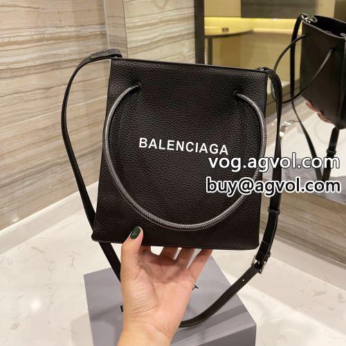 セレブ愛用の超人気商品 バレンシアガコピー 2色可選  耐久性 2022 BALENCIAGAコピー ショルダーバッグ