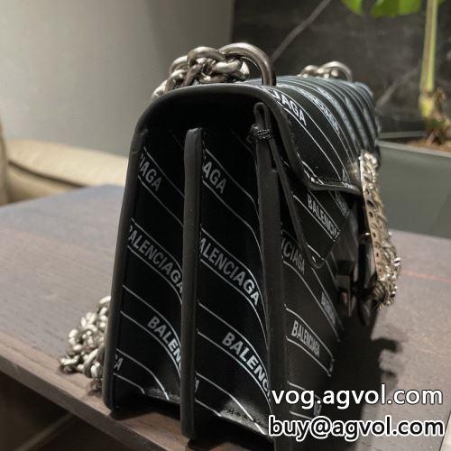 圧倒的な高級感 2022 BALENCIAGAコピー 気軽に持てる バレンシアガコピー ショルダーバッグ 2色可選