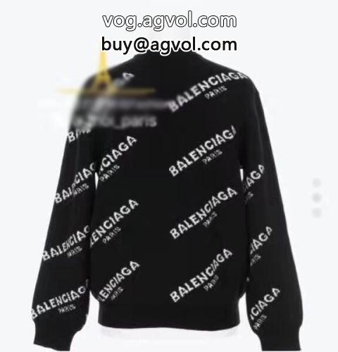 ハリのある バレンシアガコピー 2022 プルオーバーパーカー トップス BALENCIAGAコピー シックスタイルに活躍