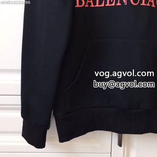 バレンシアガコピー BALENCIAGAコピー セレブ愛用の超人気商品トップス パーカー アウトドア系 程よい厚み 2022