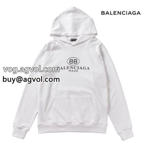  トップス 楽に着用出来る パーカー 2022 機能性も備えたアイテム BALENCIAGAコピー バレンシアガコピー   
