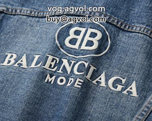 バレンシアガコピー 実用性に溢れるアイテム トップス 2022 デニムジャケット BALENCIAGAコピー ちょうどいい丈感