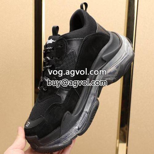 バレンシアガコピー スニーカー 2022 セレブ風 BALENCIAGAコピー 底にラバーが貼ってある