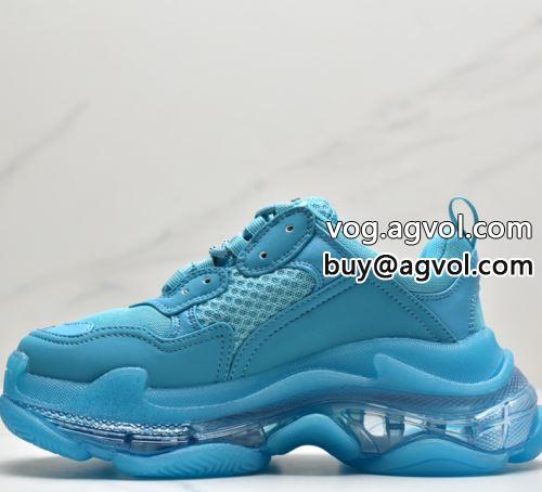 2022 今からの季節にピッタリ  BALENCIAGAコピー 軽い履き心地 スニーカー  バレンシアガコピー
