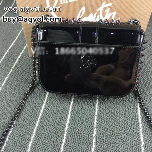 今からの季節にピッタリ！  Louboutinコピー クリスチャンルブタンコピー 売れ筋のいい 2022 Christian 斜め掛けバッグ