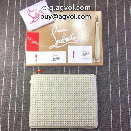 高級本革 クリスチャンルブタンコピー 財布 カード入れ付  Christian Louboutinコピー 小型 軽量 2022 お洒落に魅せる