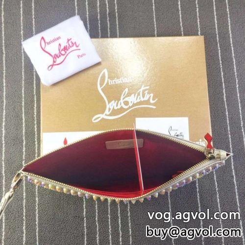 高級本革 クリスチャンルブタンコピー 財布 カード入れ付  Christian Louboutinコピー 小型 軽量 2022 お洒落に魅せる