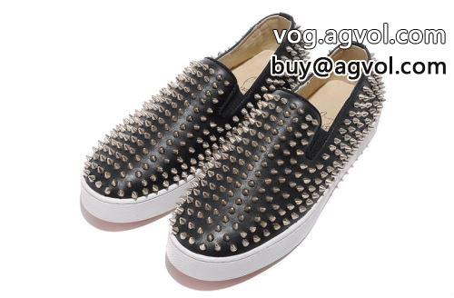 着脱の簡単なスリップオンタイプ シューズ Christian Louboutinコピー カジュアルシューズ クリスチャンルブタンコピー セレブ風 2022