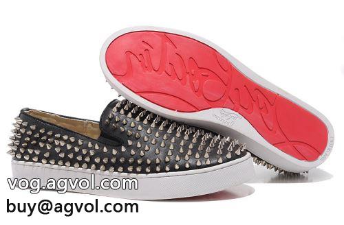 着脱の簡単なスリップオンタイプ シューズ Christian Louboutinコピー カジュアルシューズ クリスチャンルブタンコピー セレブ風 2022