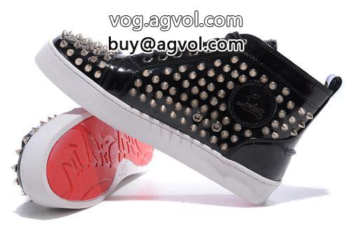 カジュアルシューズ 2022 流行や季節に拘らないデザイン シューズ Christian Louboutinコピー クリスチャンルブタンコピー 魅惑