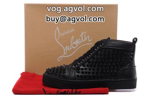 シューズ 汚れも目立ちにくい Christian Louboutinコピー クリスチャンルブタンコピー 2022 存在感のある カジュアルシューズ