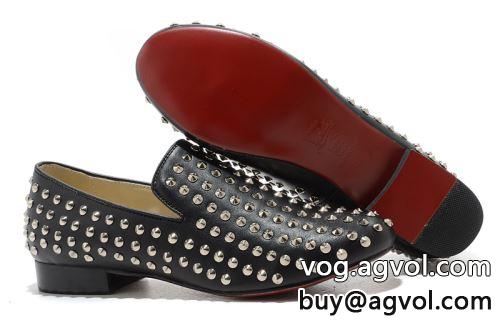 2022 シューズ クリスチャンルブタンコピー 軽い履き心地 Christian Louboutinコピー 魅惑 カジュアルシューズ