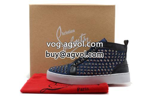 一番人気の新作はこれ クリスチャンルブタンコピー Christian Louboutinコピー 大絶賛 2022 シューズ カジュアルシューズ