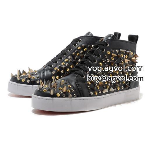  芸能人に愛用者続出 Christian Louboutinコピー 2022 クリスチャンルブタンコピー シューズ  カジュアルシューズ  主役になる存在感  