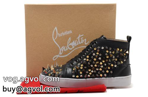 芸能人に愛用者続出 Christian Louboutinコピー 2022 クリスチャンルブタンコピー シューズ  カジュアルシューズ  主役になる存在感