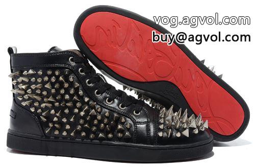 シックスタイルに活躍 クリスチャンルブタンコピー Christian Louboutinコピー 2022 シューズ カジュアルシューズ お洒落に魅せる
