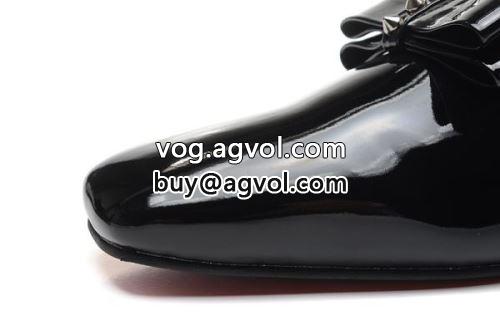 Christian Louboutinコピー 超激得品質保証  2022 シューズ カジュアルシューズ クリスチャンルブタンコピー 超目玉