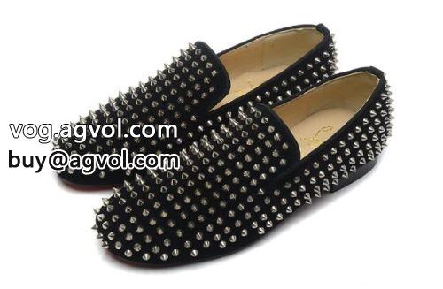 底にラバーが貼ってある シューズ モデル大絶賛♪ クリスチャンルブタンコピー  Christian Louboutinコピー カジュアルシューズ  2022