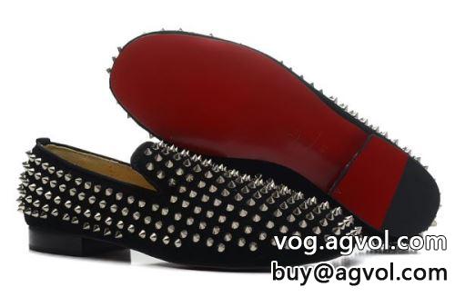 底にラバーが貼ってある シューズ モデル大絶賛♪ クリスチャンルブタンコピー  Christian Louboutinコピー カジュアルシューズ  2022