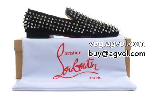 底にラバーが貼ってある シューズ モデル大絶賛♪ クリスチャンルブタンコピー  Christian Louboutinコピー カジュアルシューズ  2022