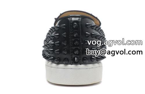 Christian Louboutinコピー カジュアルシューズ 愛らしさ抜群！ 2022 シューズ クリスチャンルブタンコピー 滑りにくい