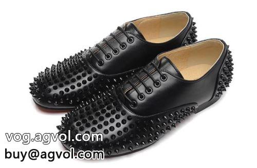 クリスチャンルブタンコピー 高評価の人気品  カジュアルシューズ シューズ 2022 着用 Christian Louboutinコピー