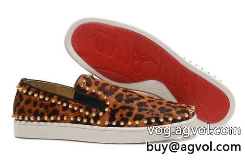 雑誌掲載アイテム クリスチャンルブタンコピー Christian Louboutinコピー お洒落自在 カジュアルシューズ シューズ 2022