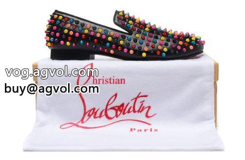 クリスチャンルブタンコピー 芸能人に愛用者続出 カジュアルシューズ シューズ 2022 個性派  Christian Louboutinコピー