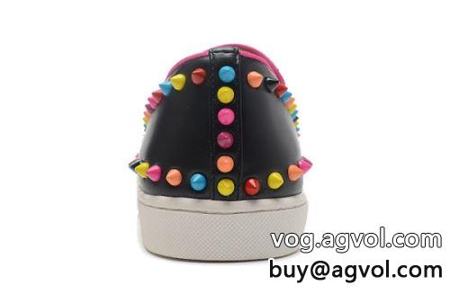 カジュアルシューズ シューズ 2022 日本未入荷モデル Christian Louboutinコピー クリスチャンルブタンコピー  スタイリッシュな印象