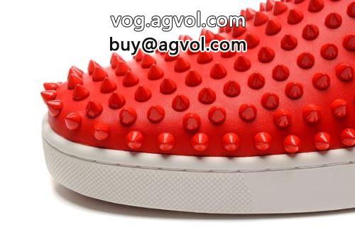 モデル大絶賛♪  カジュアルシューズ これからの季節の足元のアクセント 2022 シューズ Christian Louboutinコピー クリスチャンルブタンコピー