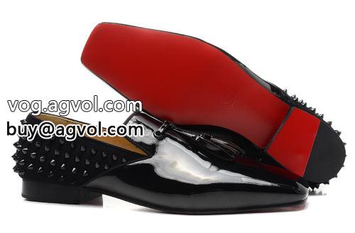 2022  早くも完売している シューズ Christian Louboutinコピー クリスチャンルブタンコピー カジュアルシューズ
