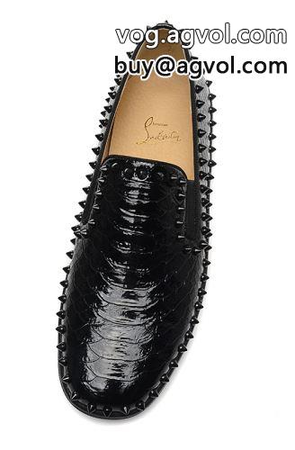 カジュアルシューズ シューズ 2022  Christian Louboutinコピー 海外限定ライン クリスチャンルブタンコピー 大人キレイに仕立てる