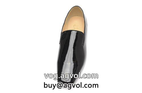 シューズ 2022  Christian Louboutinコピー 今からの季節にピッタリ！クリスチャンルブタンコピー 完売再入荷 カジュアルシューズ